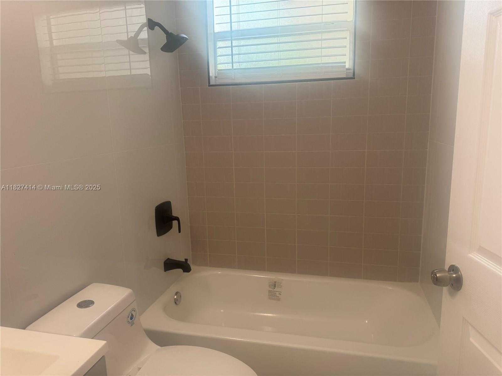 Small Image of 1657 SOUTH WEST 44TH AVE, Fort Lauderdale Number 16