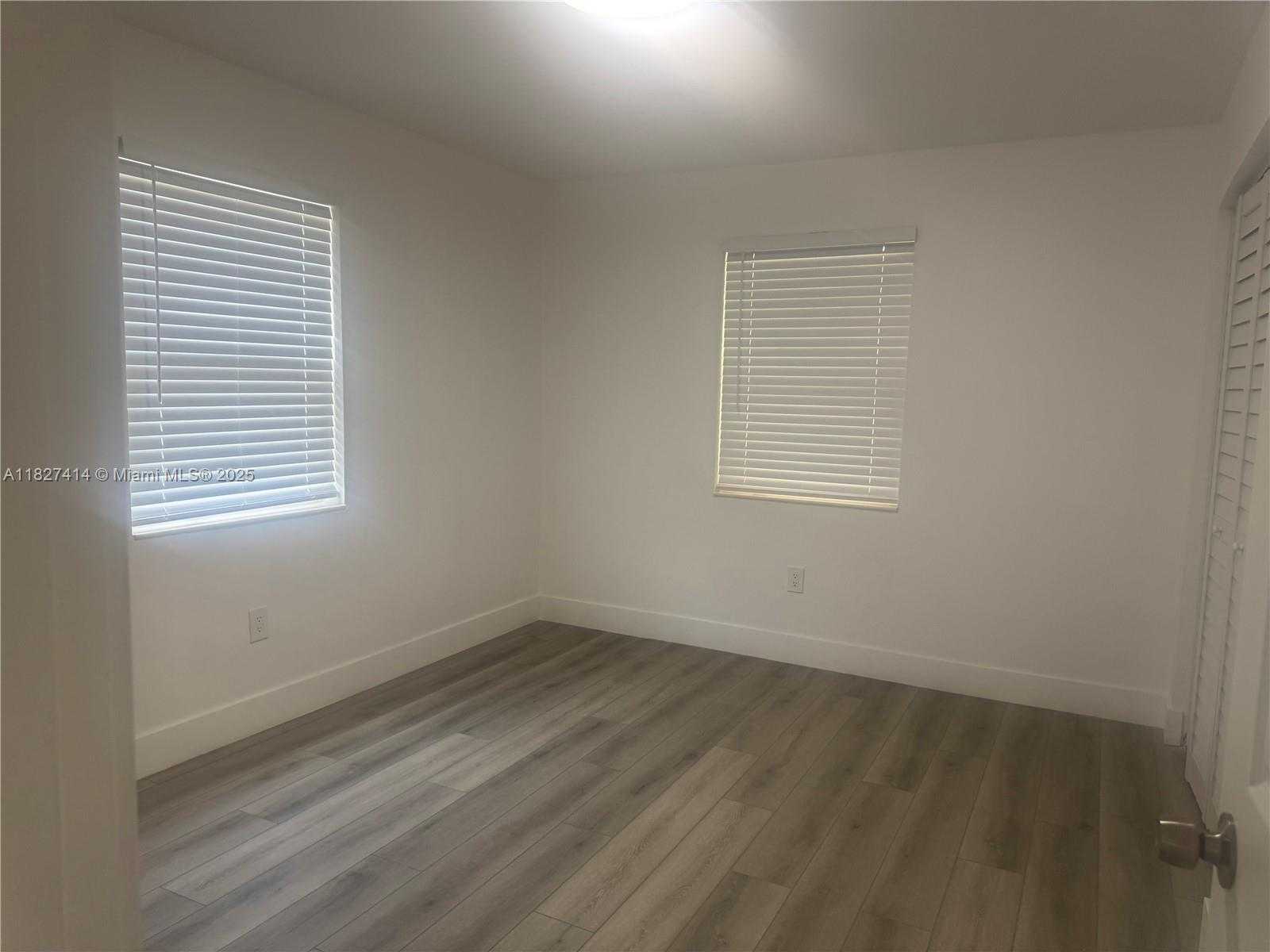 Small Image of 1657 SOUTH WEST 44TH AVE, Fort Lauderdale Number 18