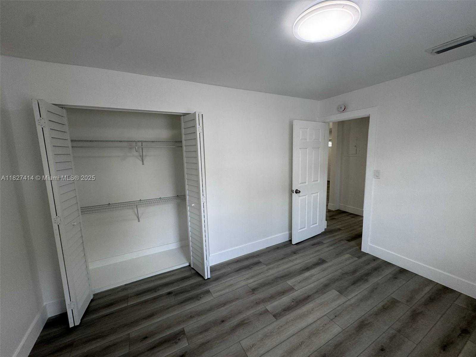 Small Image of 1657 SOUTH WEST 44TH AVE, Fort Lauderdale Number 21