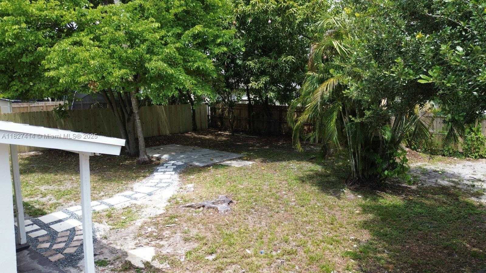 Small Image of 1657 SOUTH WEST 44TH AVE, Fort Lauderdale Number 28