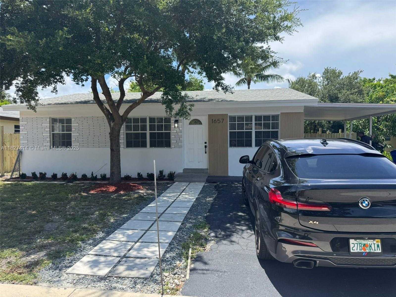 Small Image of 1657 SOUTH WEST 44TH AVE, Fort Lauderdale Number 6