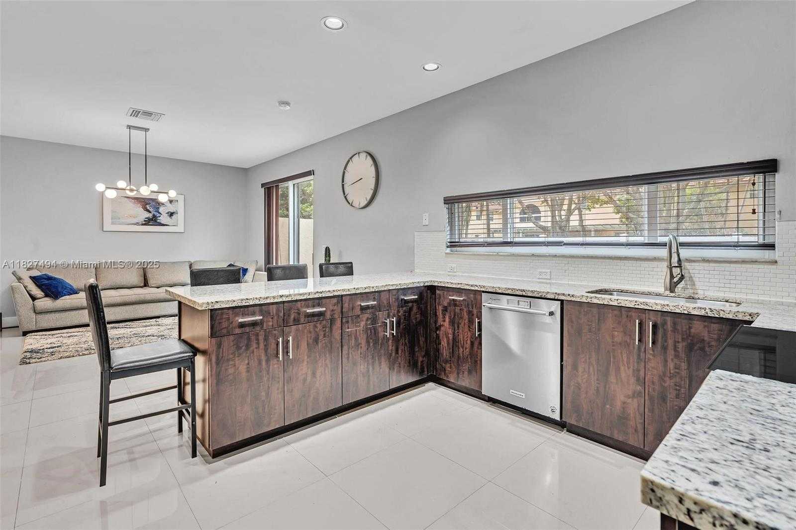 Small Image of 10301 PANAMA ST, Cooper City Number 15