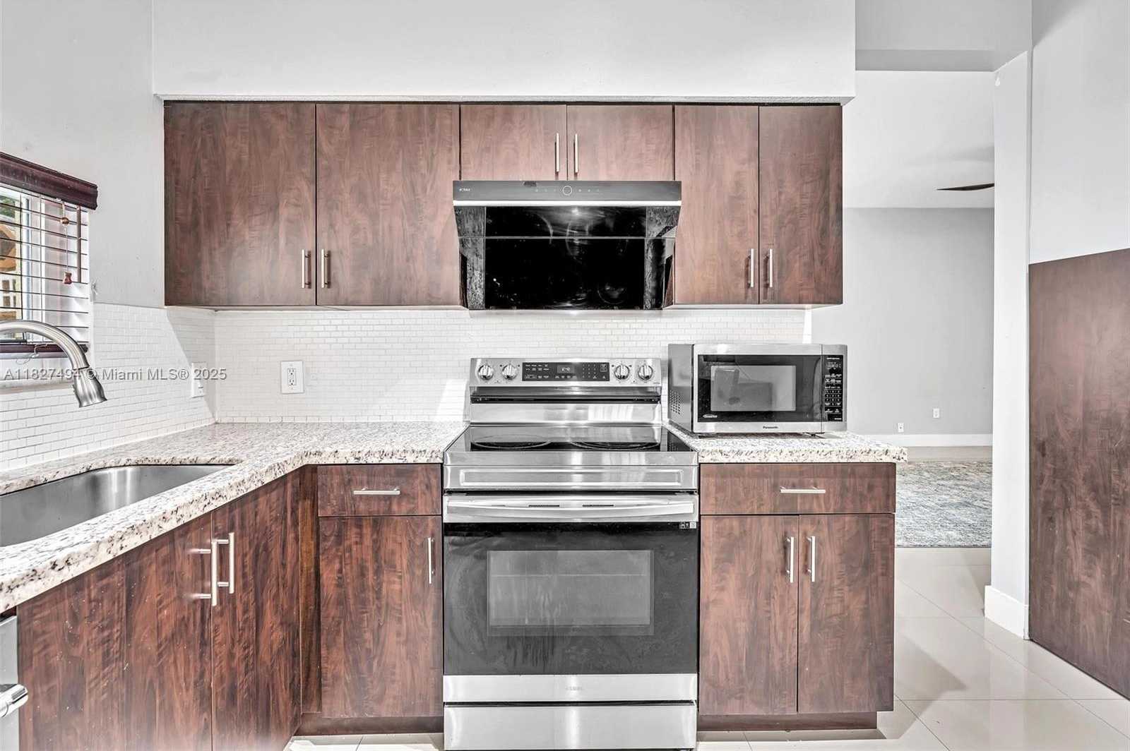 Small Image of 10301 PANAMA ST, Cooper City Number 18