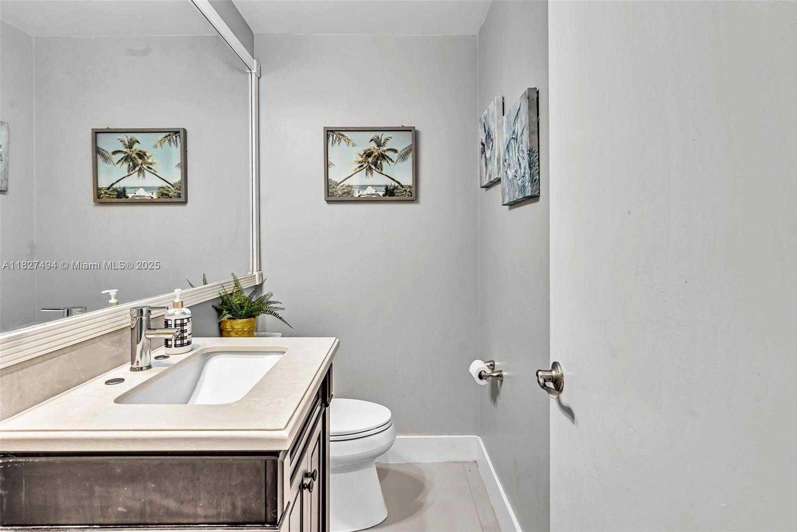 Small Image of 10301 PANAMA ST, Cooper City Number 31