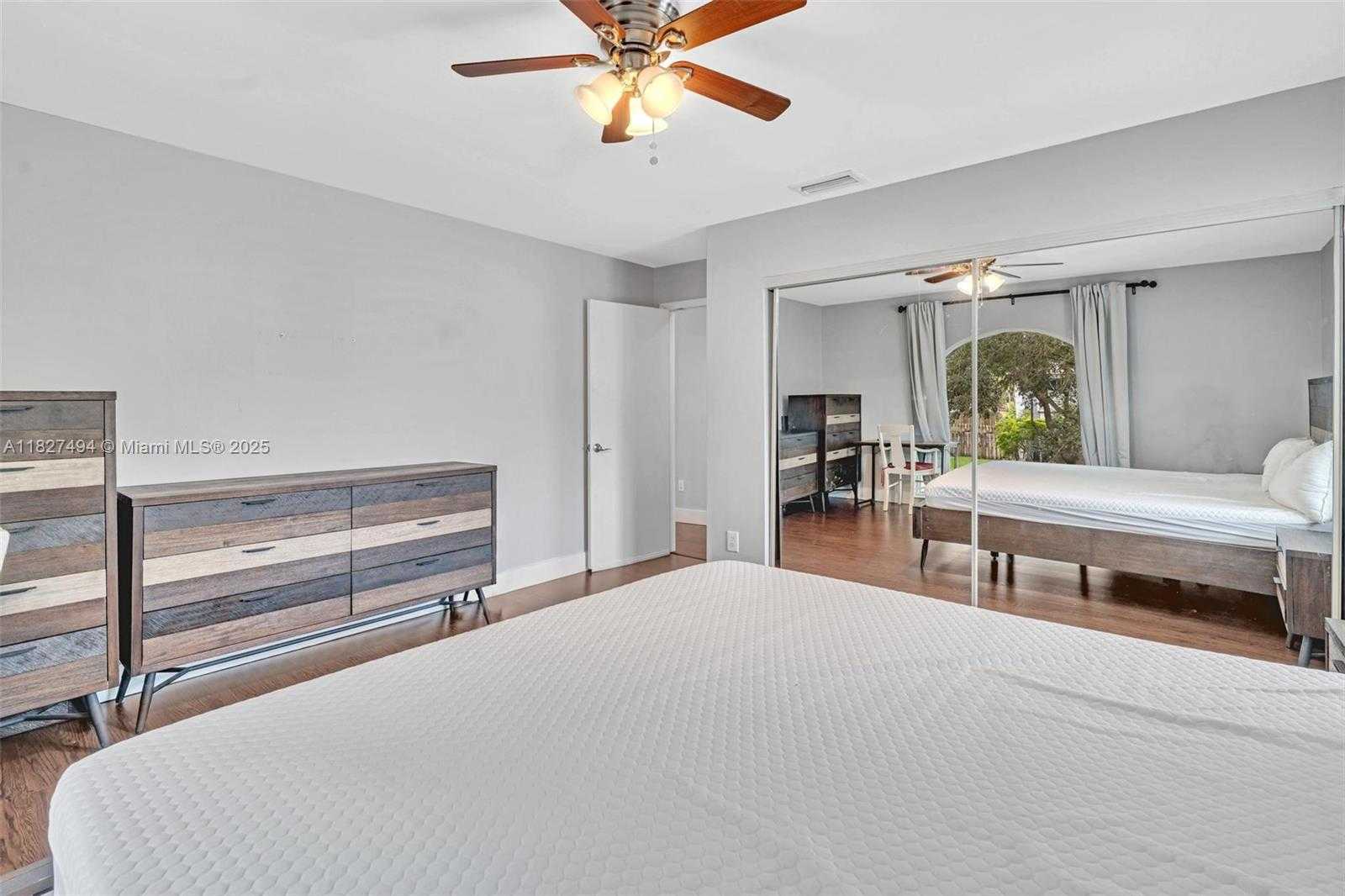 Small Image of 10301 PANAMA ST, Cooper City Number 34