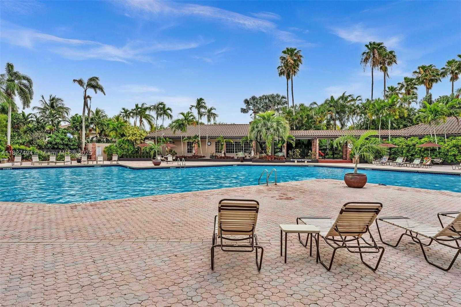 Small Image of 10301 PANAMA ST, Cooper City Number 4