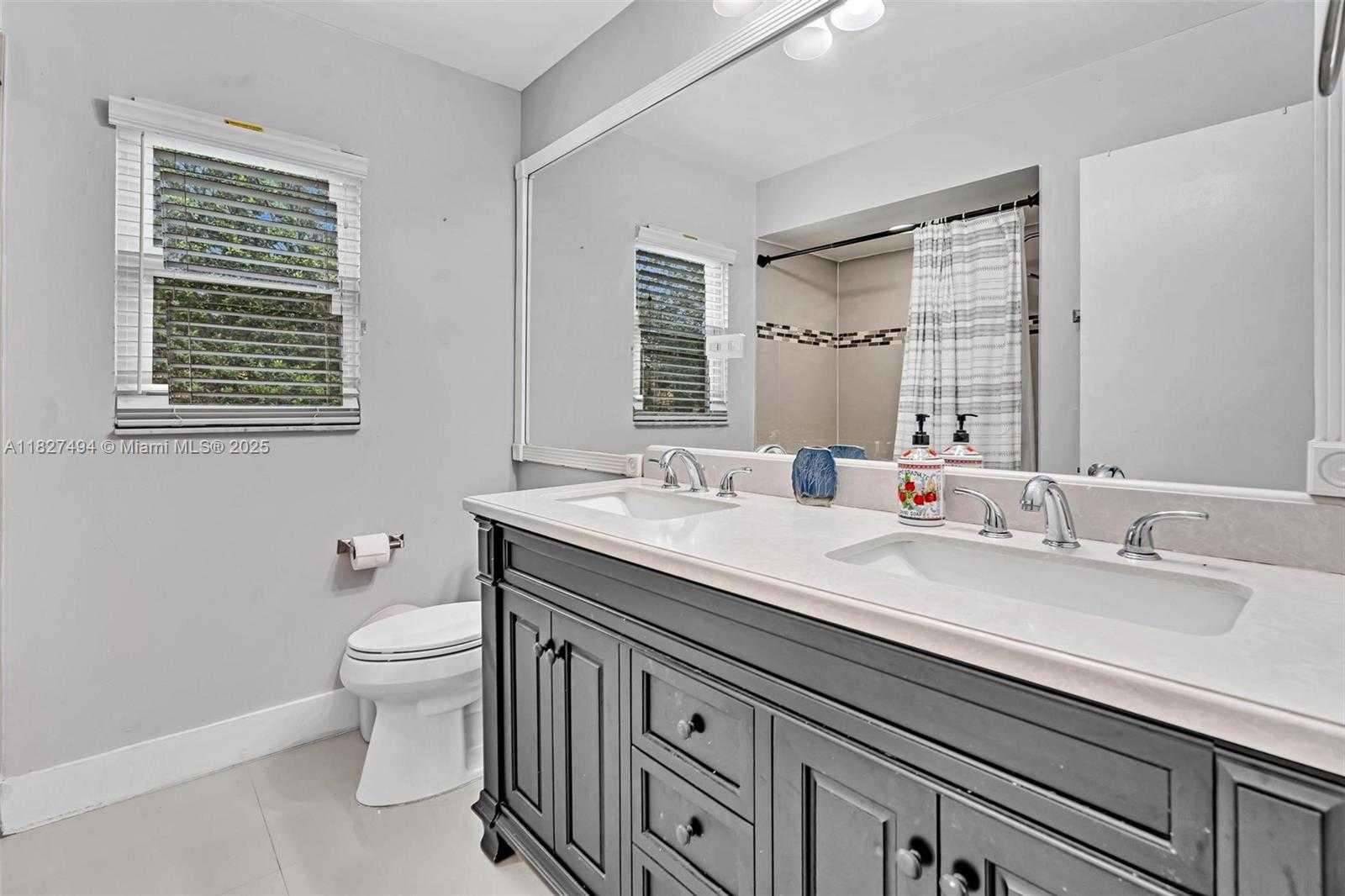 Small Image of 10301 PANAMA ST, Cooper City Number 40