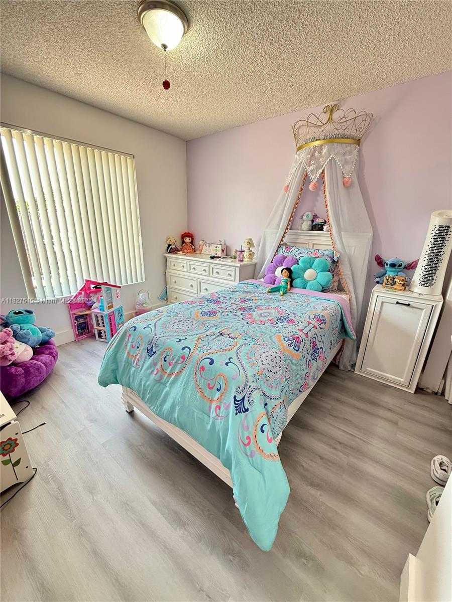 Small Image of 10381 SOUTH WEST 205TH TER, Cutler Bay Number 11