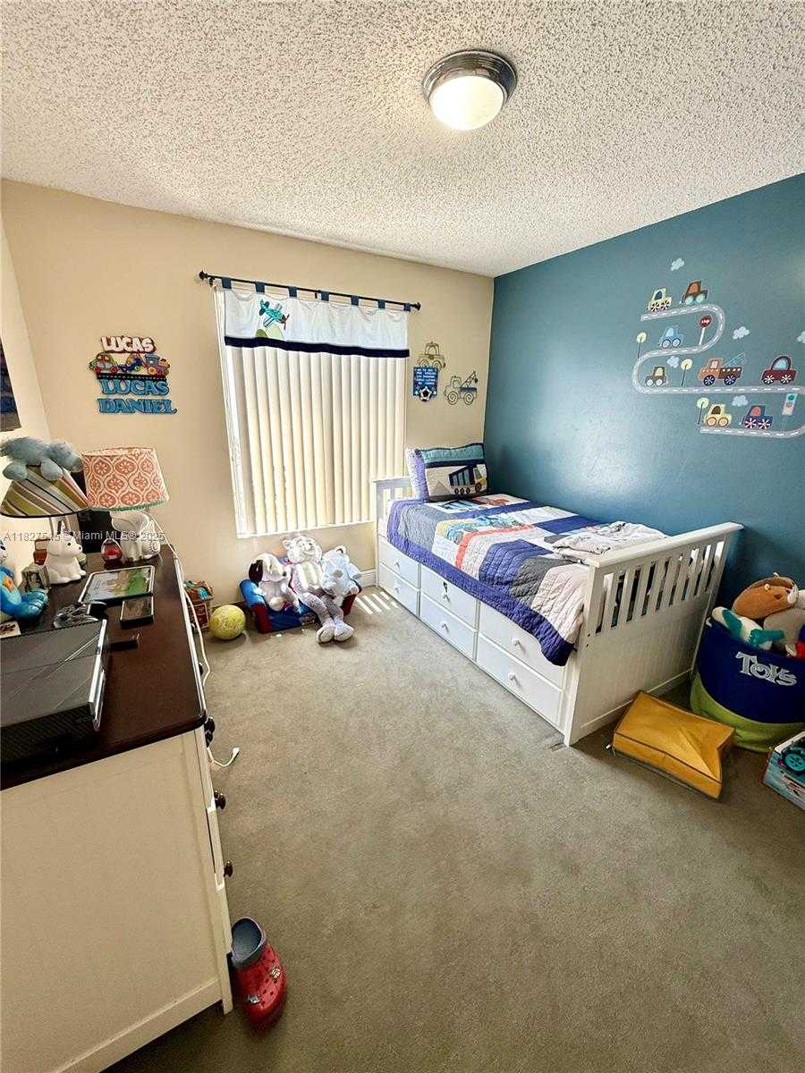 Small Image of 10381 SOUTH WEST 205TH TER, Cutler Bay Number 13