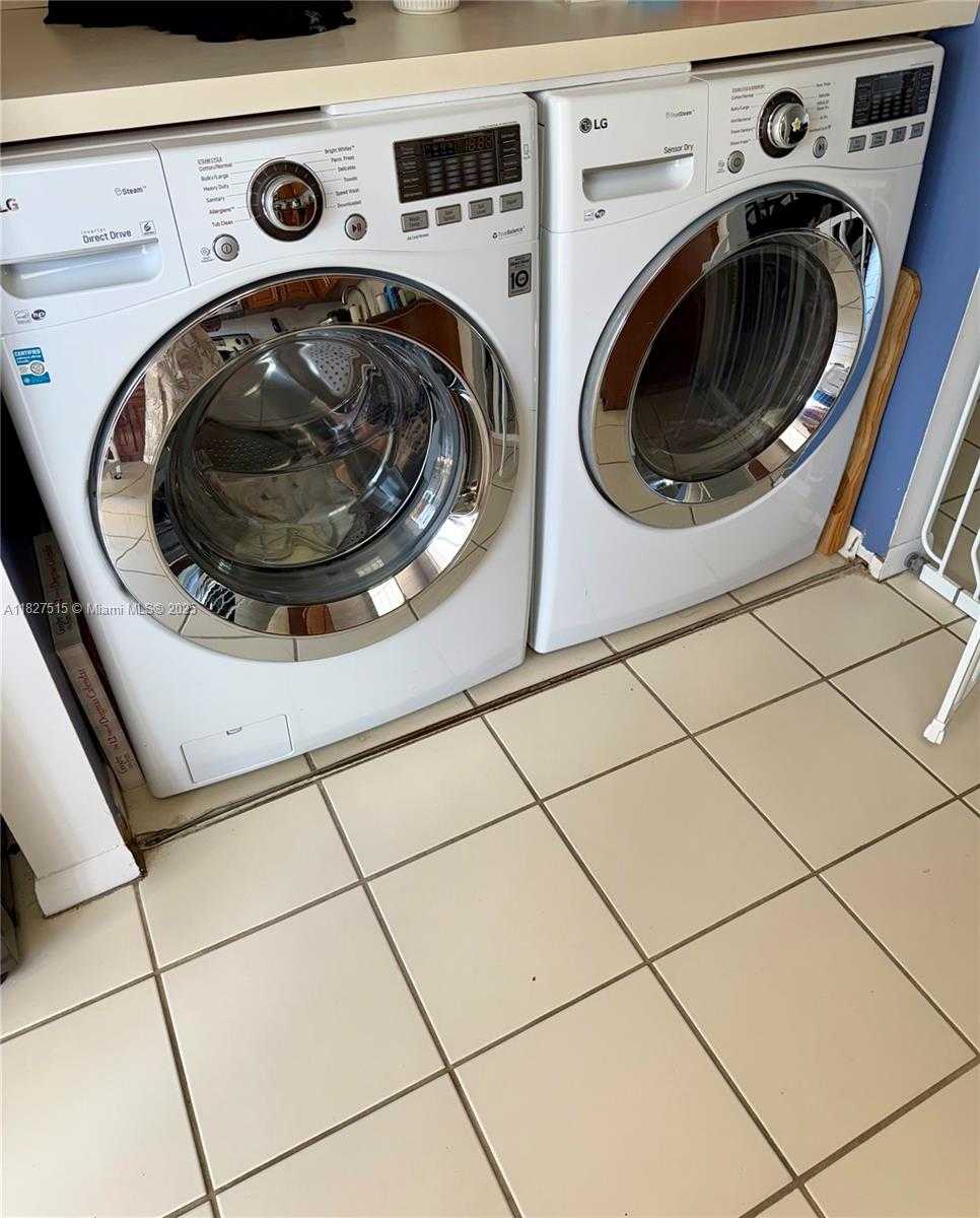Small Image of 10381 SOUTH WEST 205TH TER, Cutler Bay Number 18