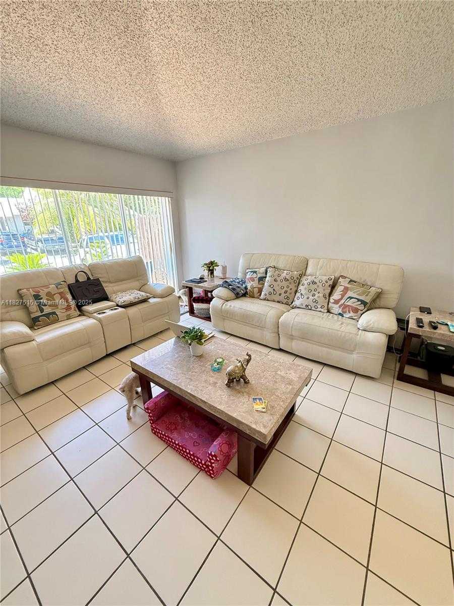Small Image of 10381 SOUTH WEST 205TH TER, Cutler Bay Number 21