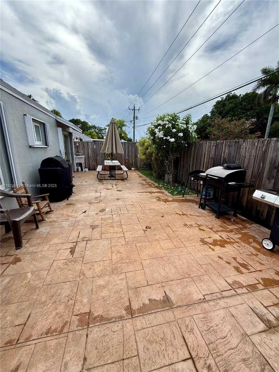 Small Image of 10381 SOUTH WEST 205TH TER, Cutler Bay Number 29