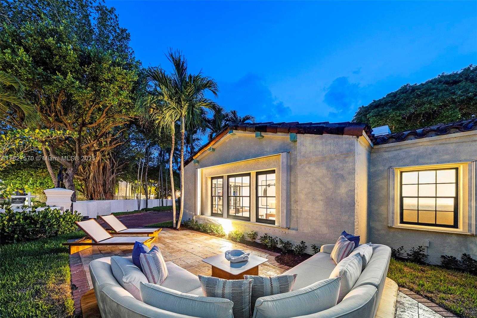Small Image of 3500 FLAMINGO DR, Miami Beach Number 10