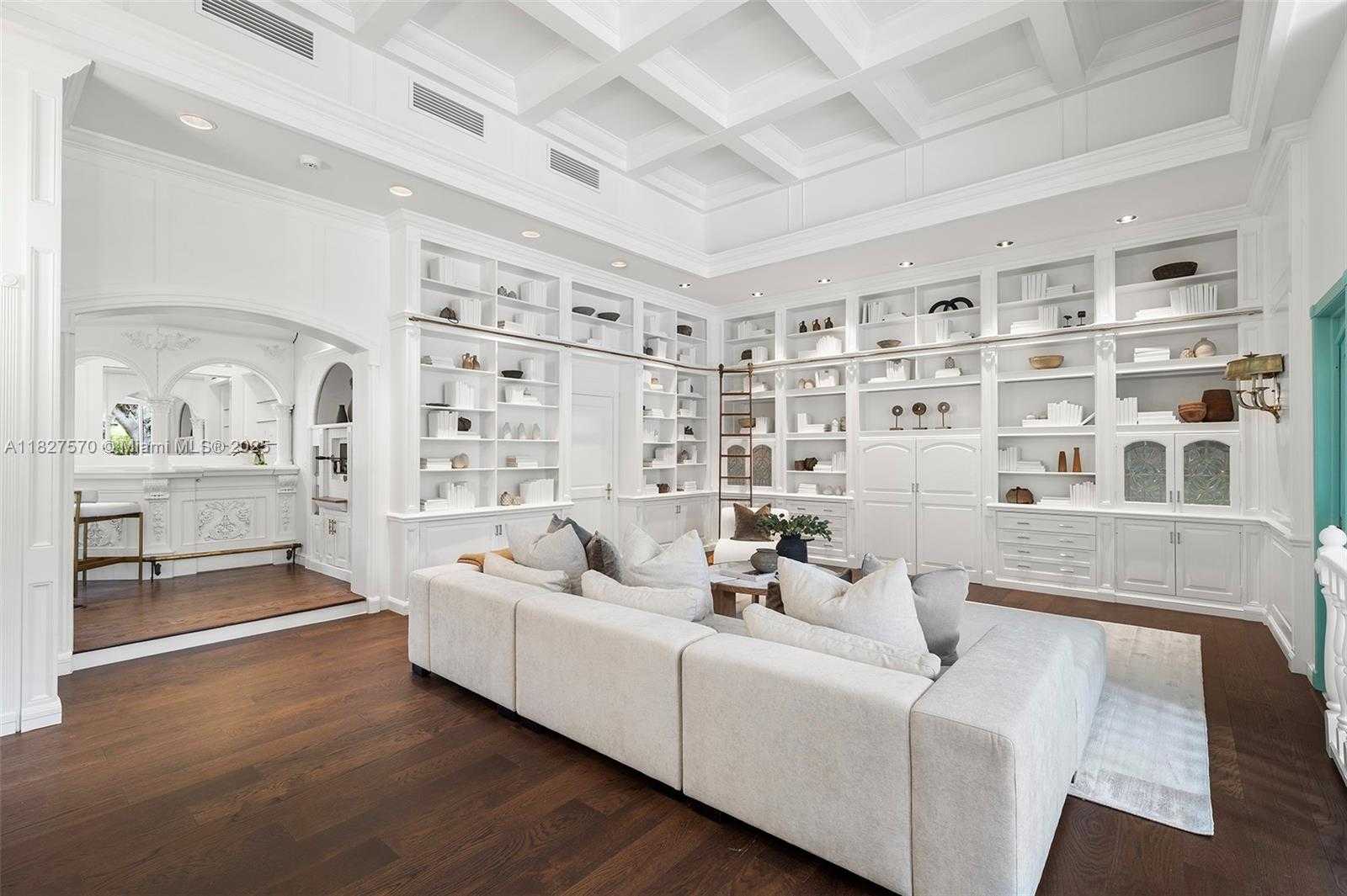 Small Image of 3500 FLAMINGO DR, Miami Beach Number 24