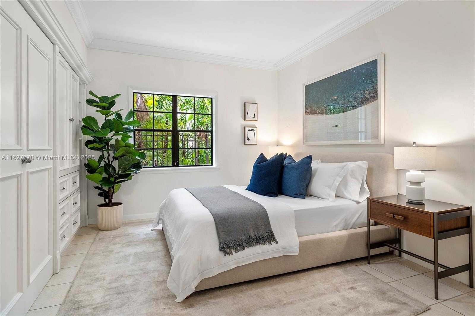 Small Image of 3500 FLAMINGO DR, Miami Beach Number 39