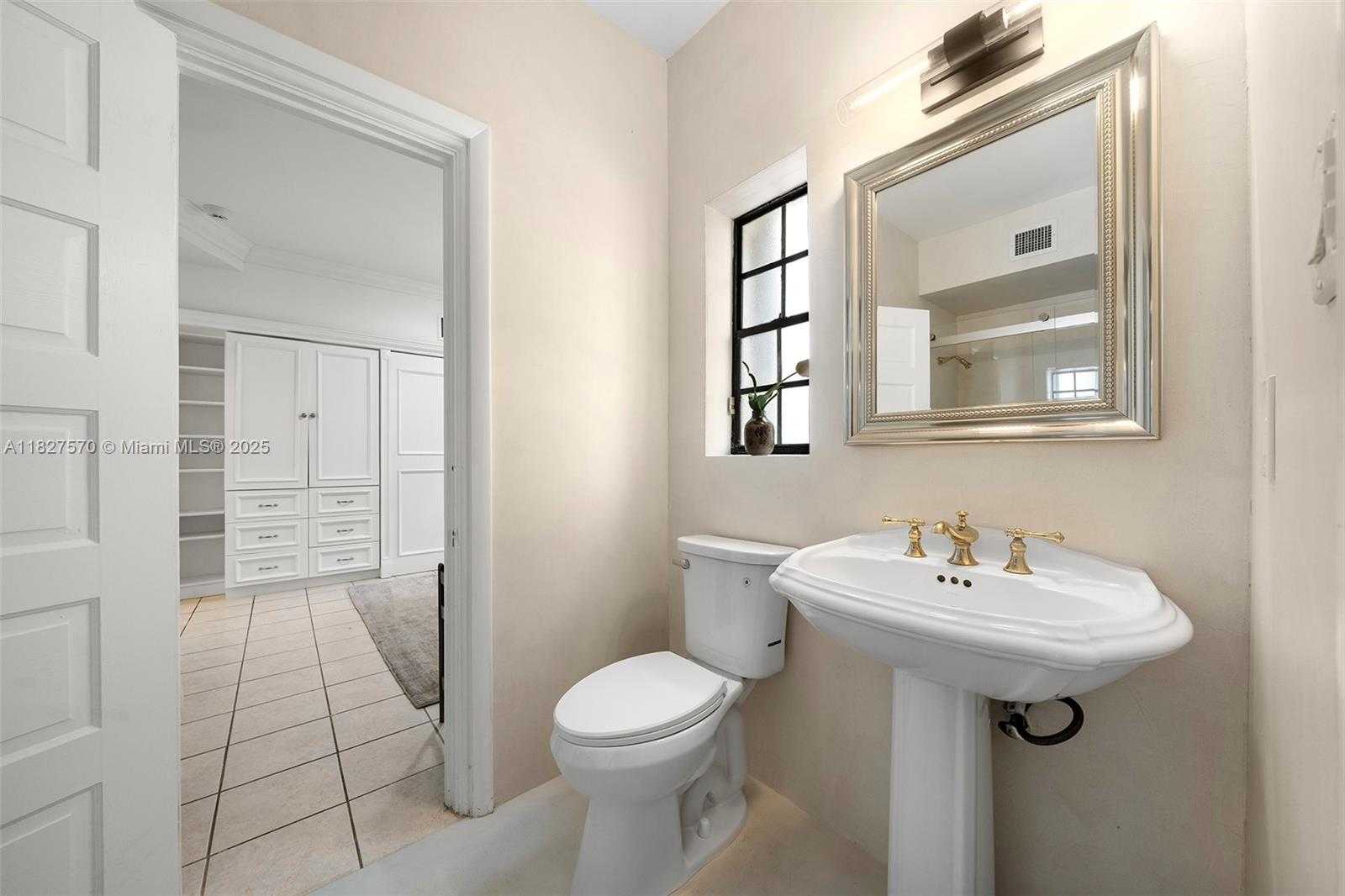 Small Image of 3500 FLAMINGO DR, Miami Beach Number 41