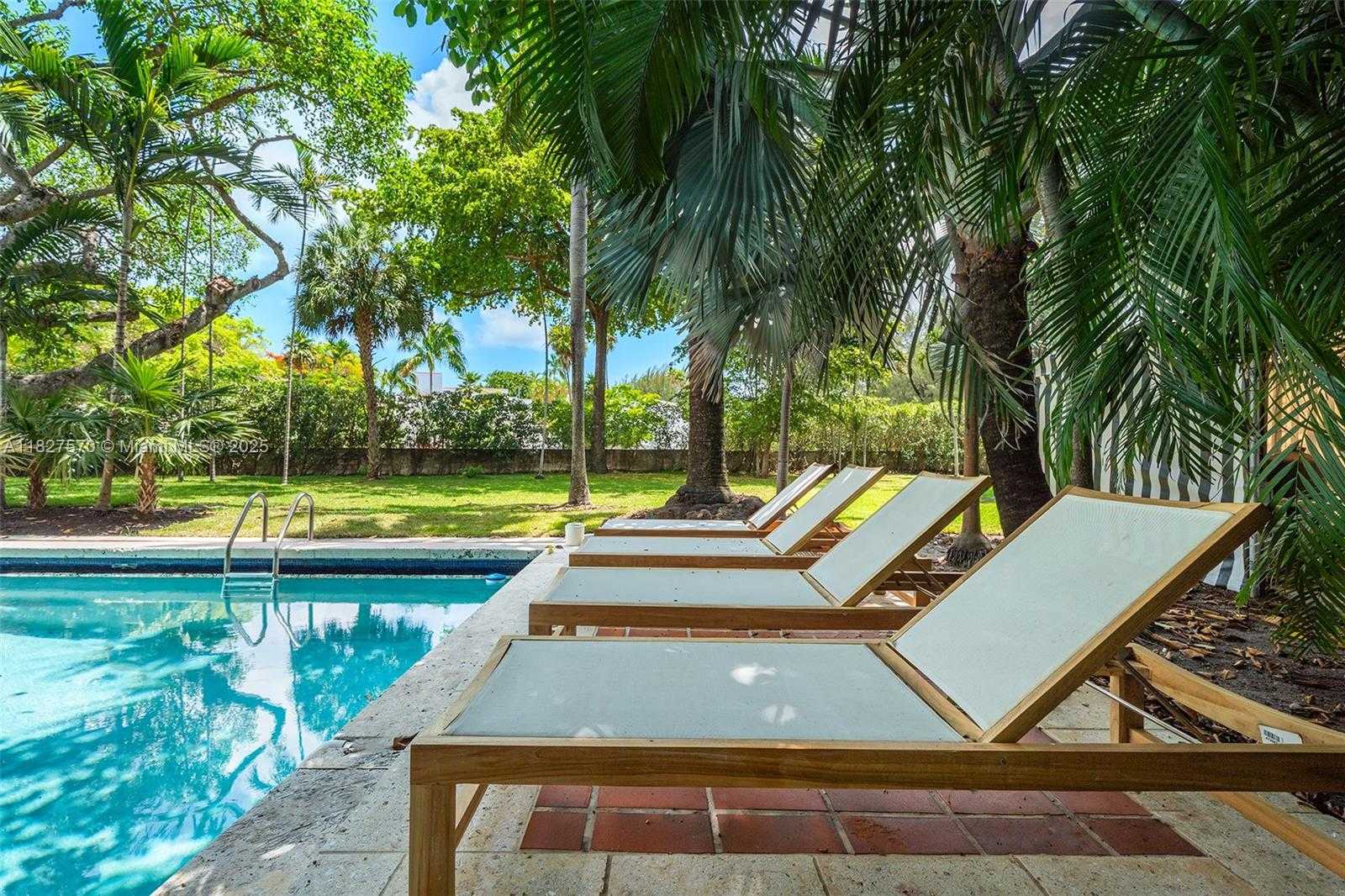 Small Image of 3500 FLAMINGO DR, Miami Beach Number 49
