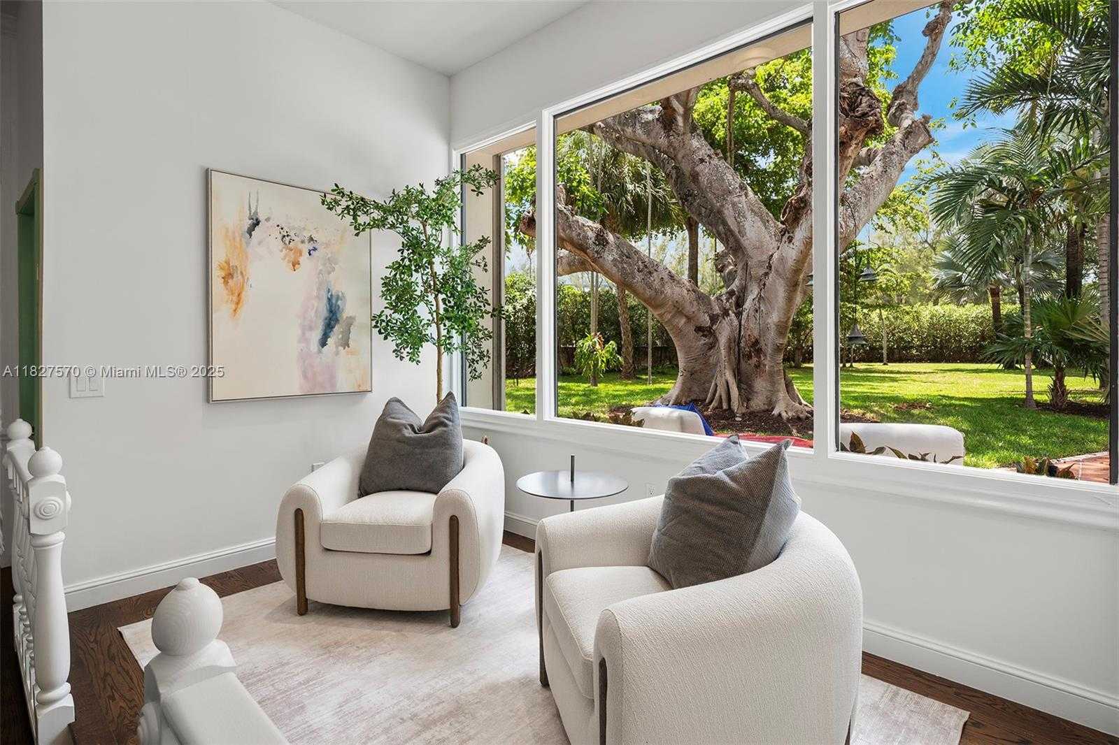Small Image of 3500 FLAMINGO DR, Miami Beach Number 8