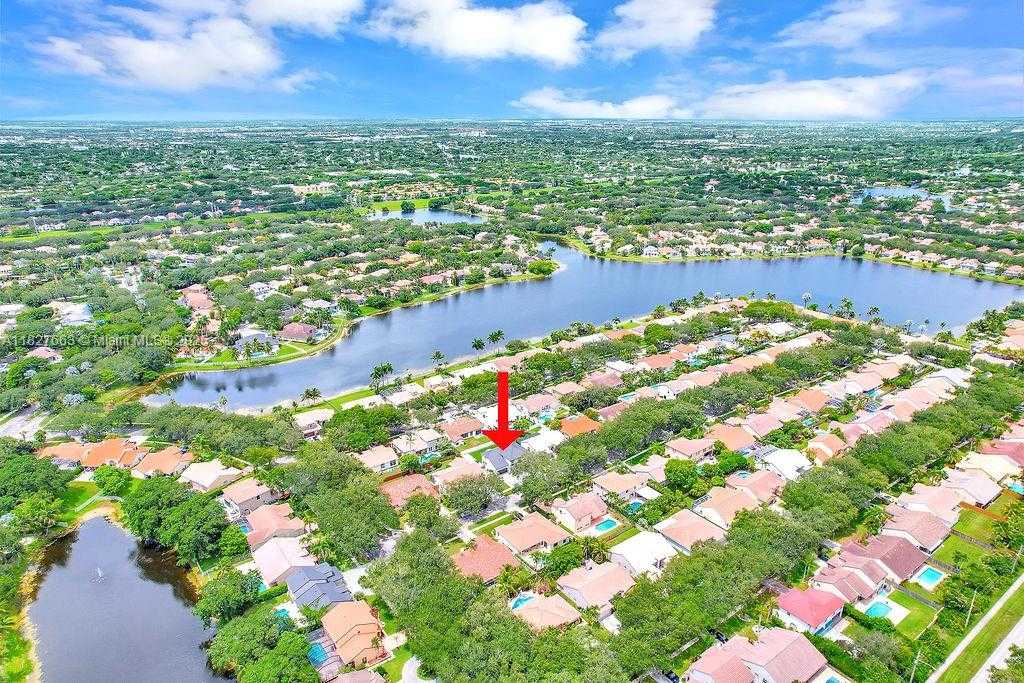 Small Image of 10746 CHARLESTON PL, Cooper City Number 68