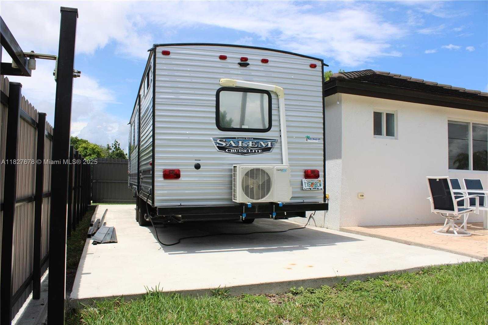 Small Image of 16266 SOUTH WEST 303RD LN, Homestead Number 10