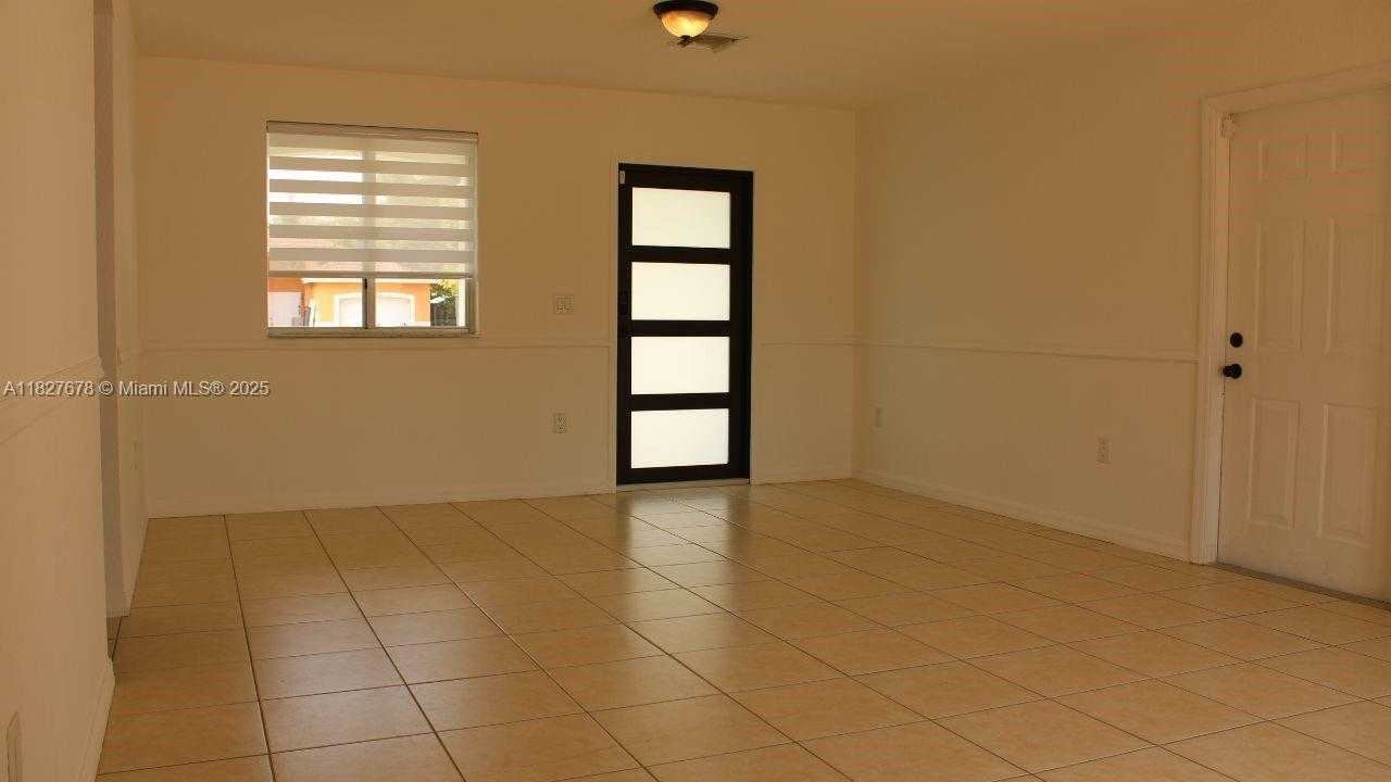 Small Image of 16266 SOUTH WEST 303RD LN, Homestead Number 19