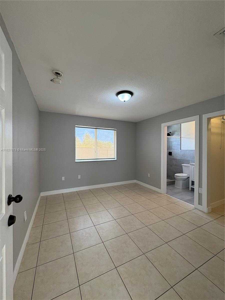 Small Image of 16266 SOUTH WEST 303RD LN, Homestead Number 20