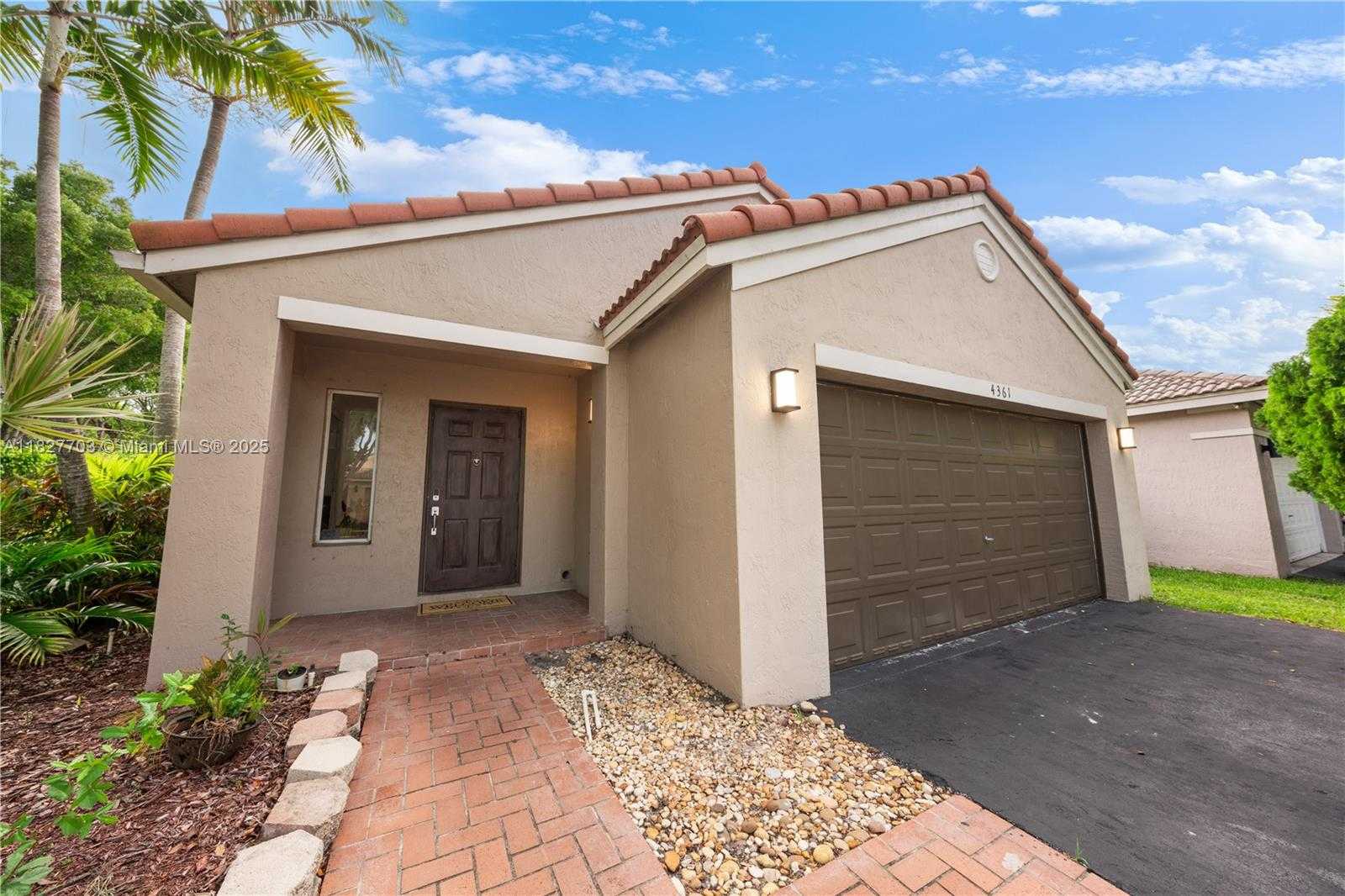 Small Image of 4361 MAHOGANY RIDGE DR, Weston Number 15
