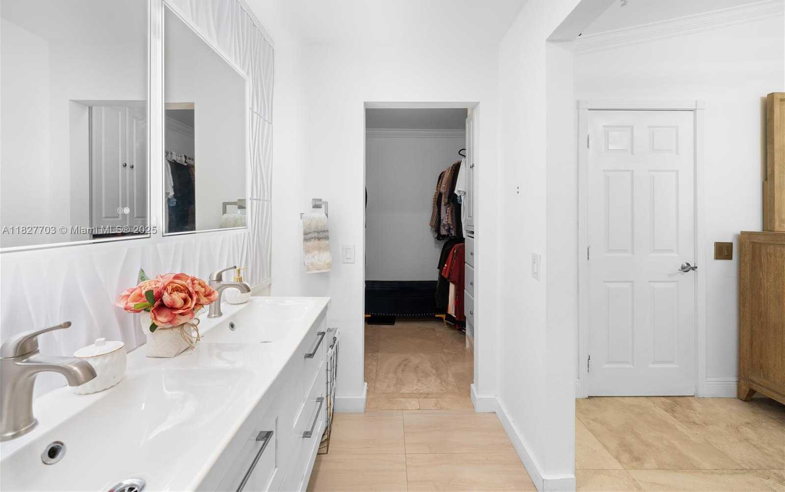 Small Image of 4361 MAHOGANY RIDGE DR, Weston Number 36