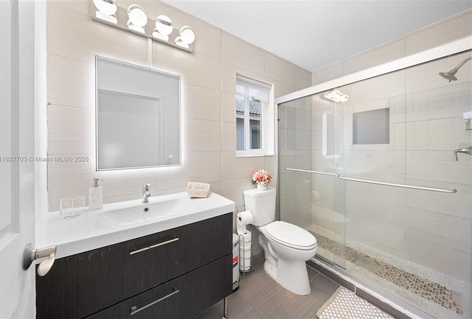 Small Image of 4361 MAHOGANY RIDGE DR, Weston Number 41