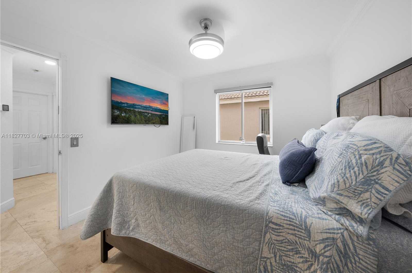 Small Image of 4361 MAHOGANY RIDGE DR, Weston Number 43