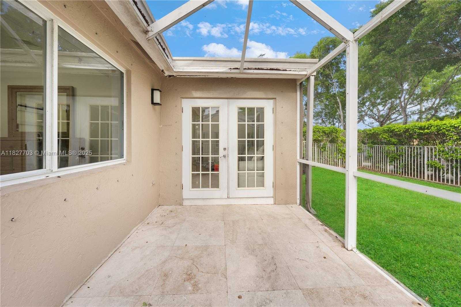 Small Image of 4361 MAHOGANY RIDGE DR, Weston Number 45