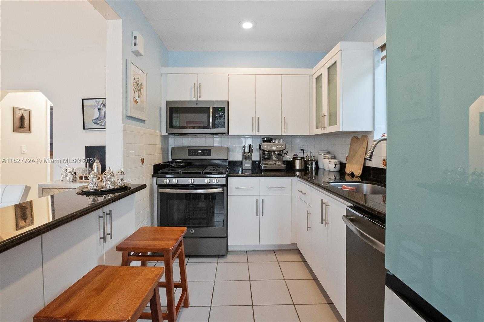 Small Image of 634 82ND ST, Miami Beach Number 33