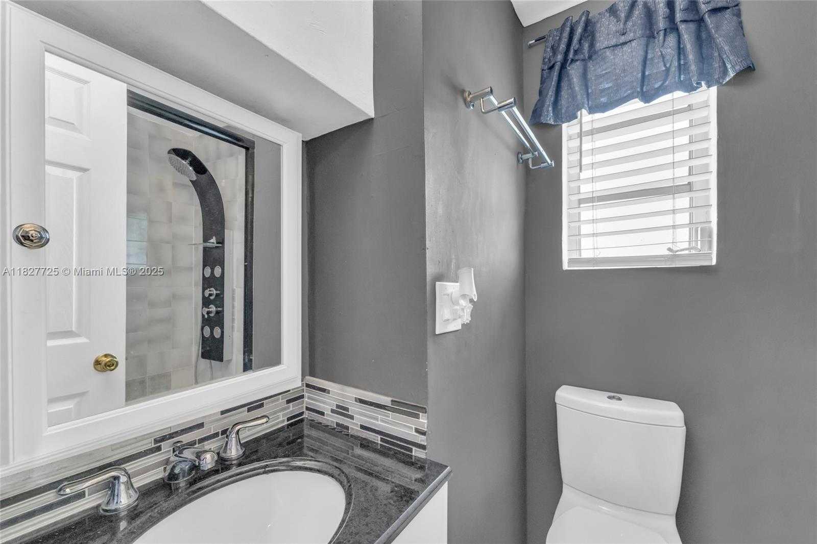 Small Image of 3450 NORTH WEST 14TH ST, Miami Number 9