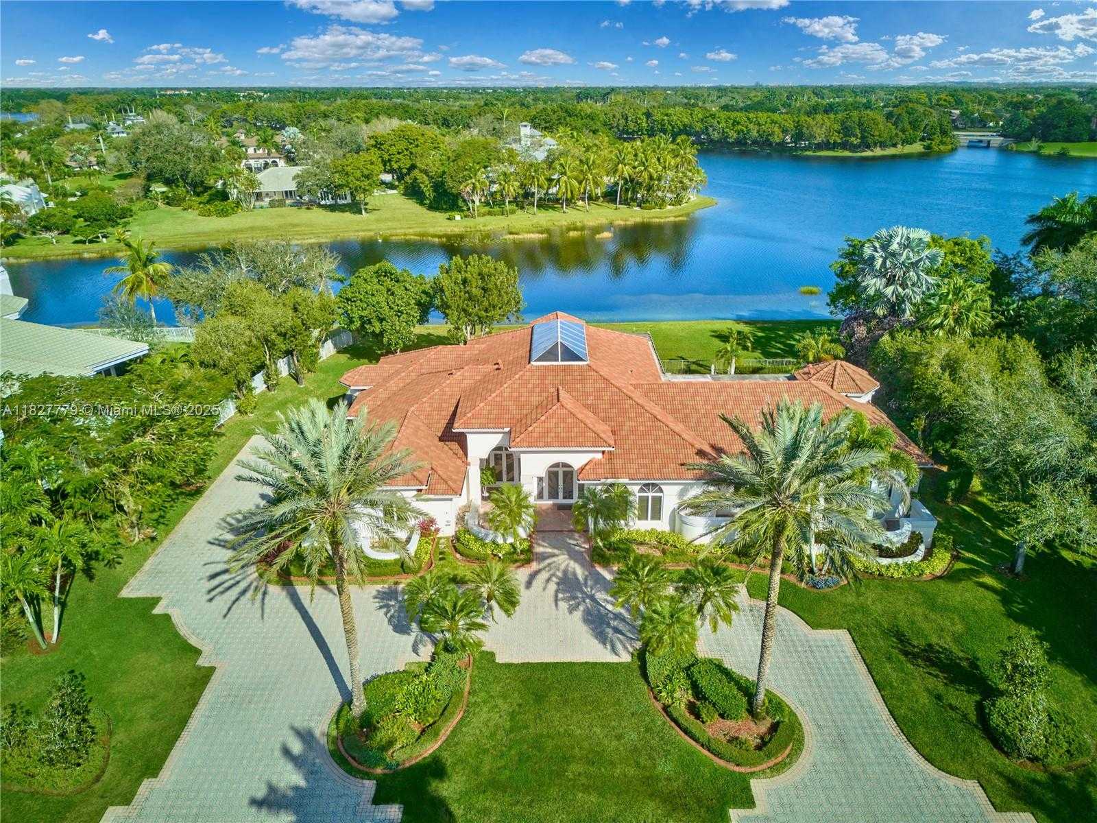Small Image of 2939 PADDOCK LN, Weston Number 2