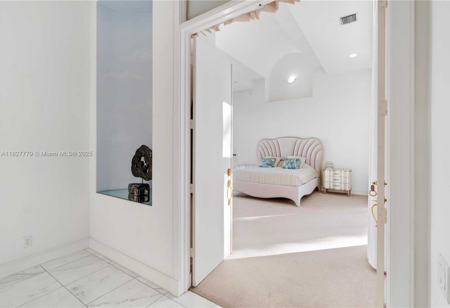 Small Image of 2939 PADDOCK LN, Weston Number 29