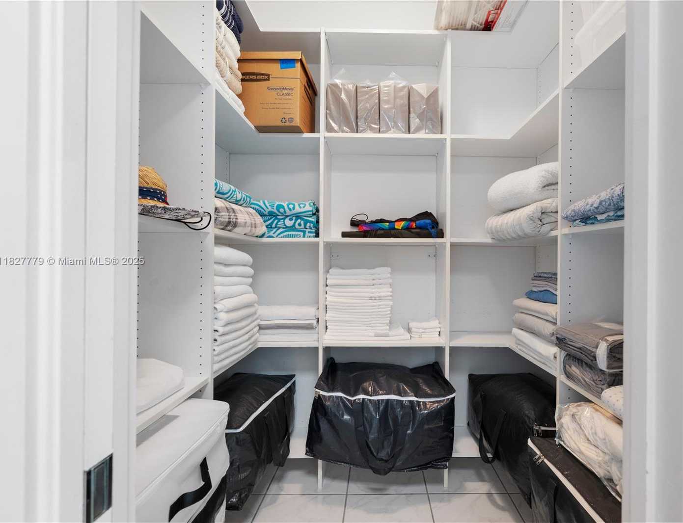 Small Image of 2939 PADDOCK LN, Weston Number 47