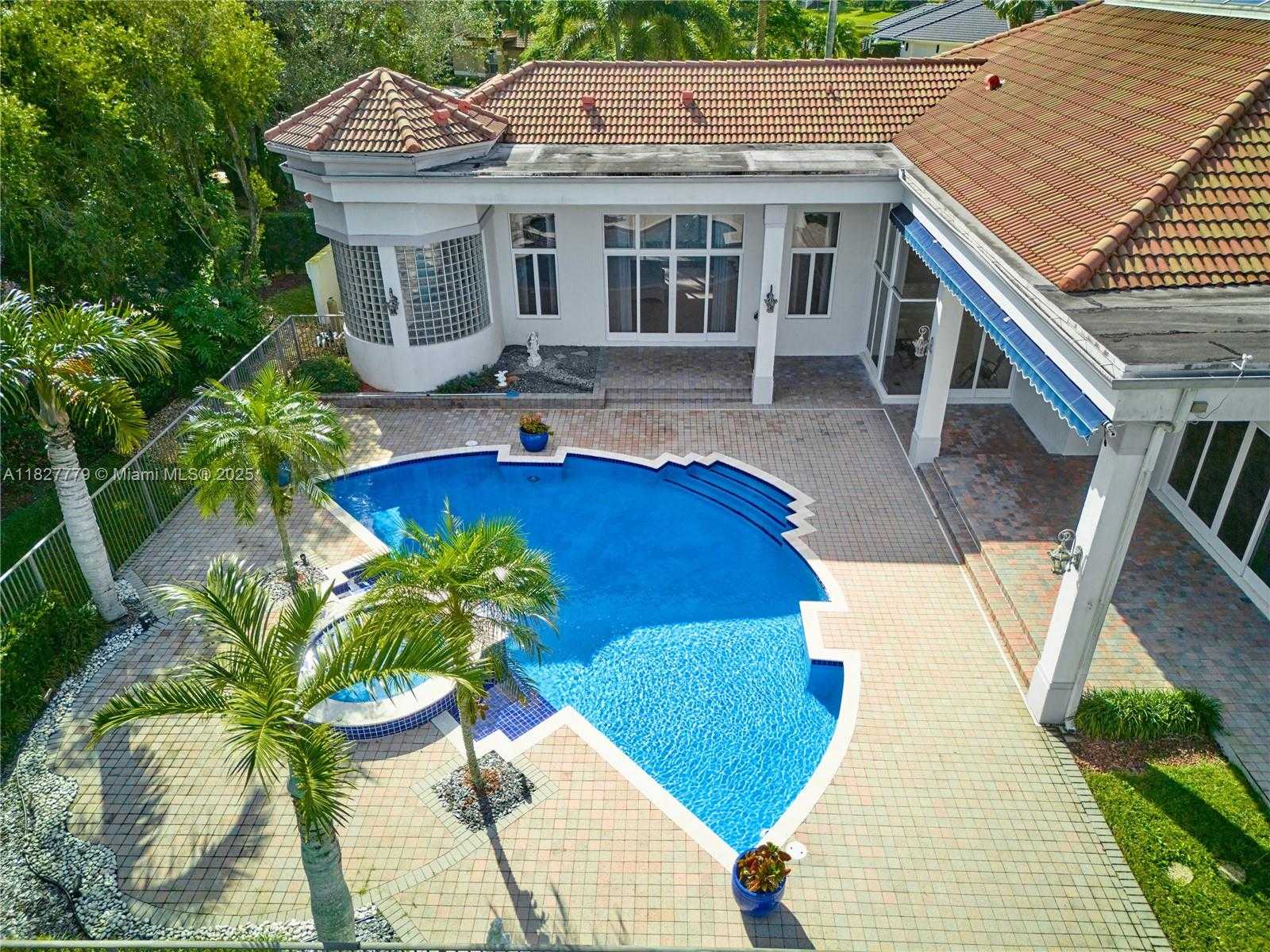 Small Image of 2939 PADDOCK LN, Weston Number 6