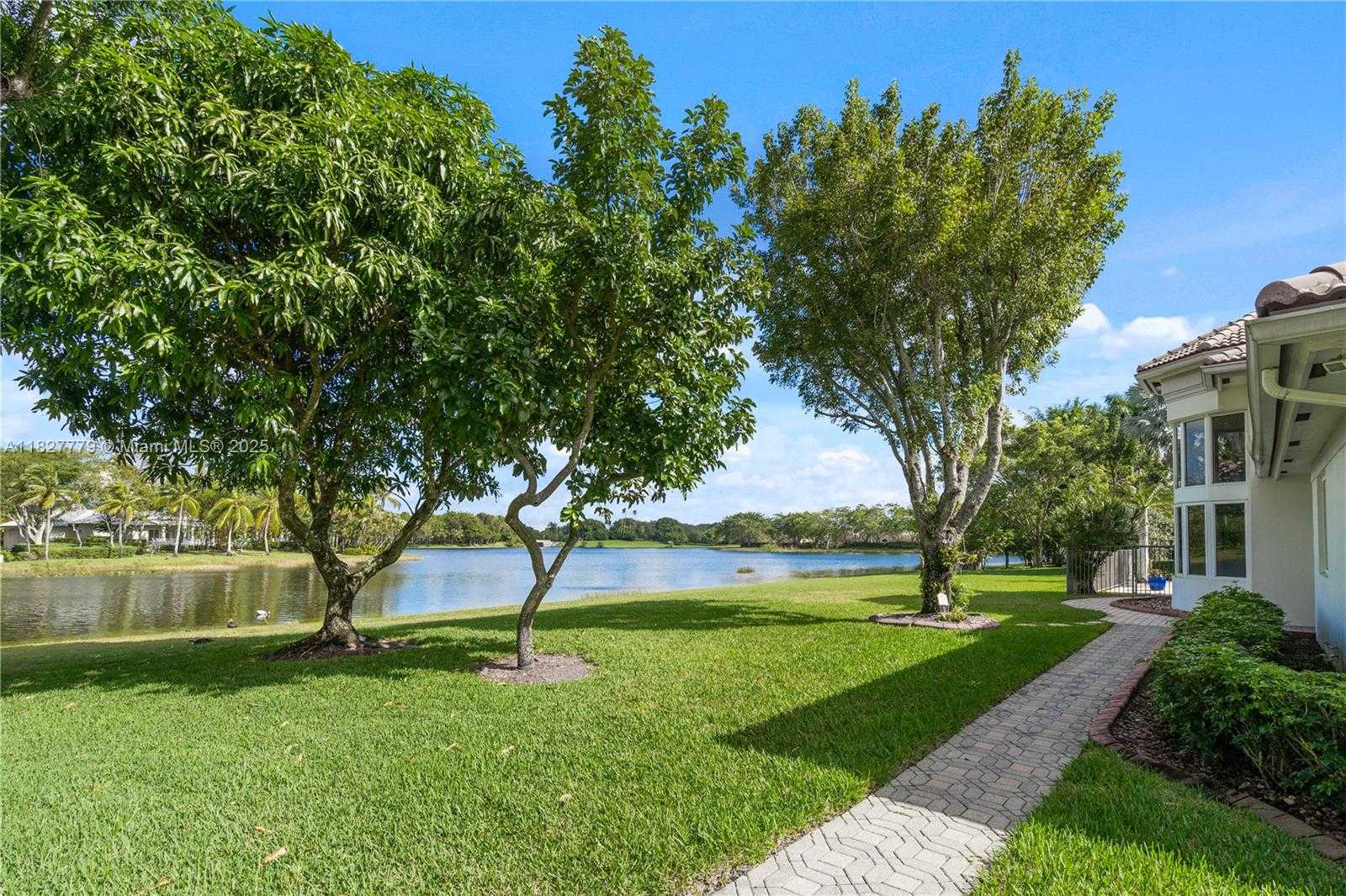 Small Image of 2939 PADDOCK LN, Weston Number 60