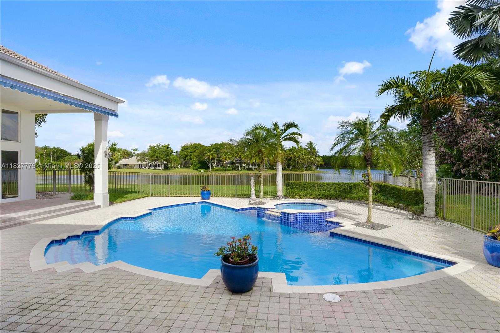 Small Image of 2939 PADDOCK LN, Weston Number 62