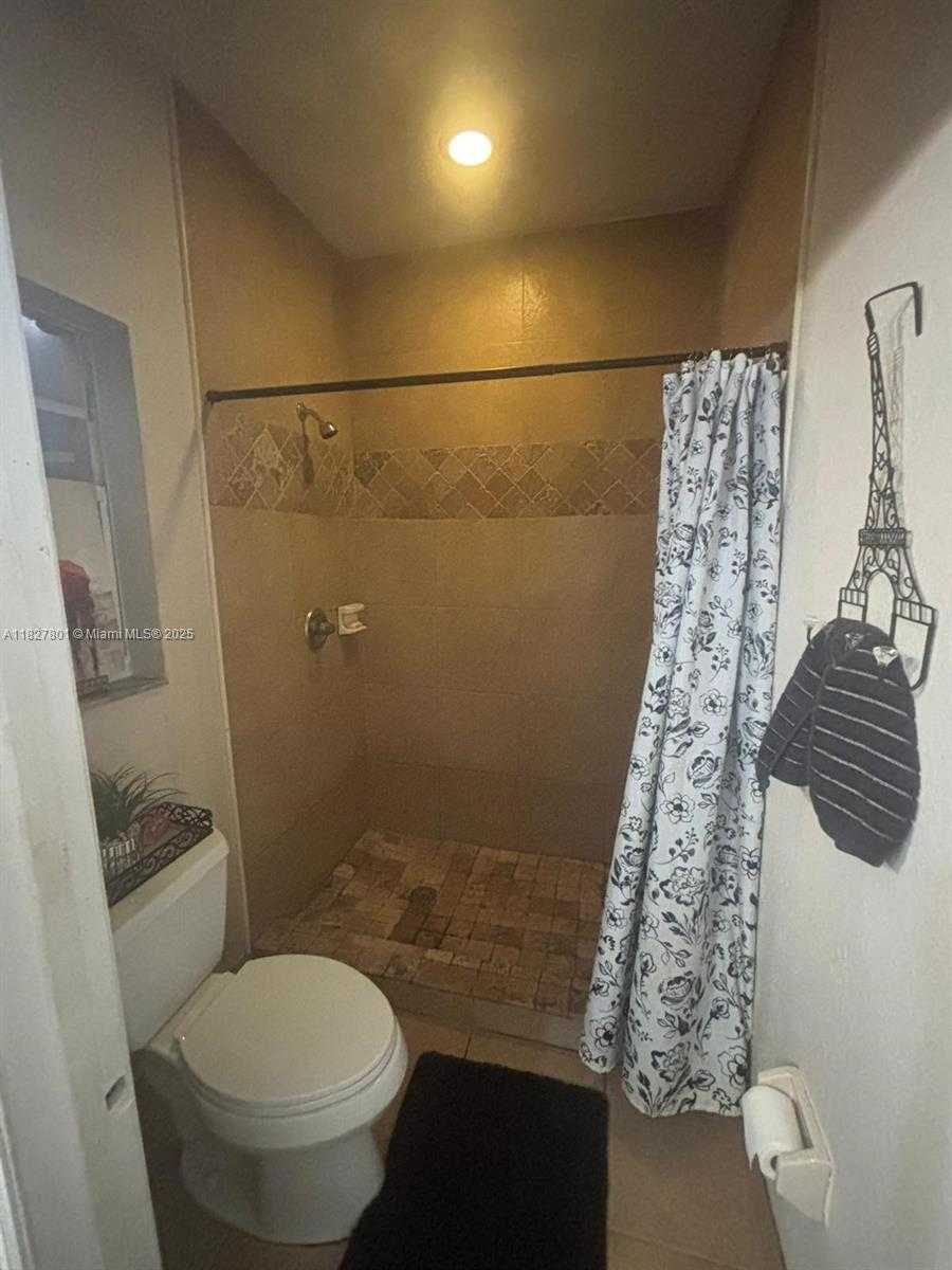 Small Image of 330 NORTH DEERFIELD AVE, Deerfield Beach Number 22