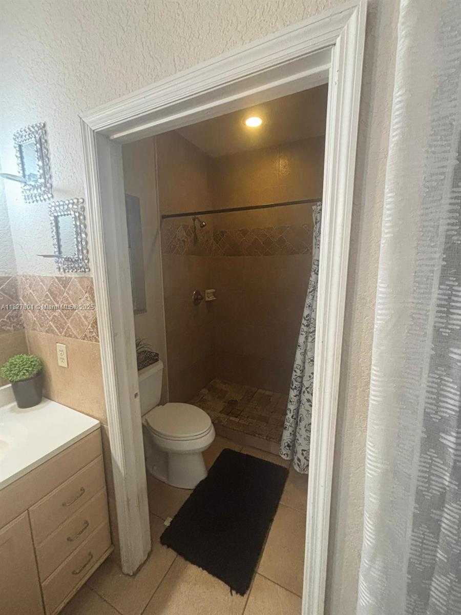 Small Image of 330 NORTH DEERFIELD AVE, Deerfield Beach Number 25