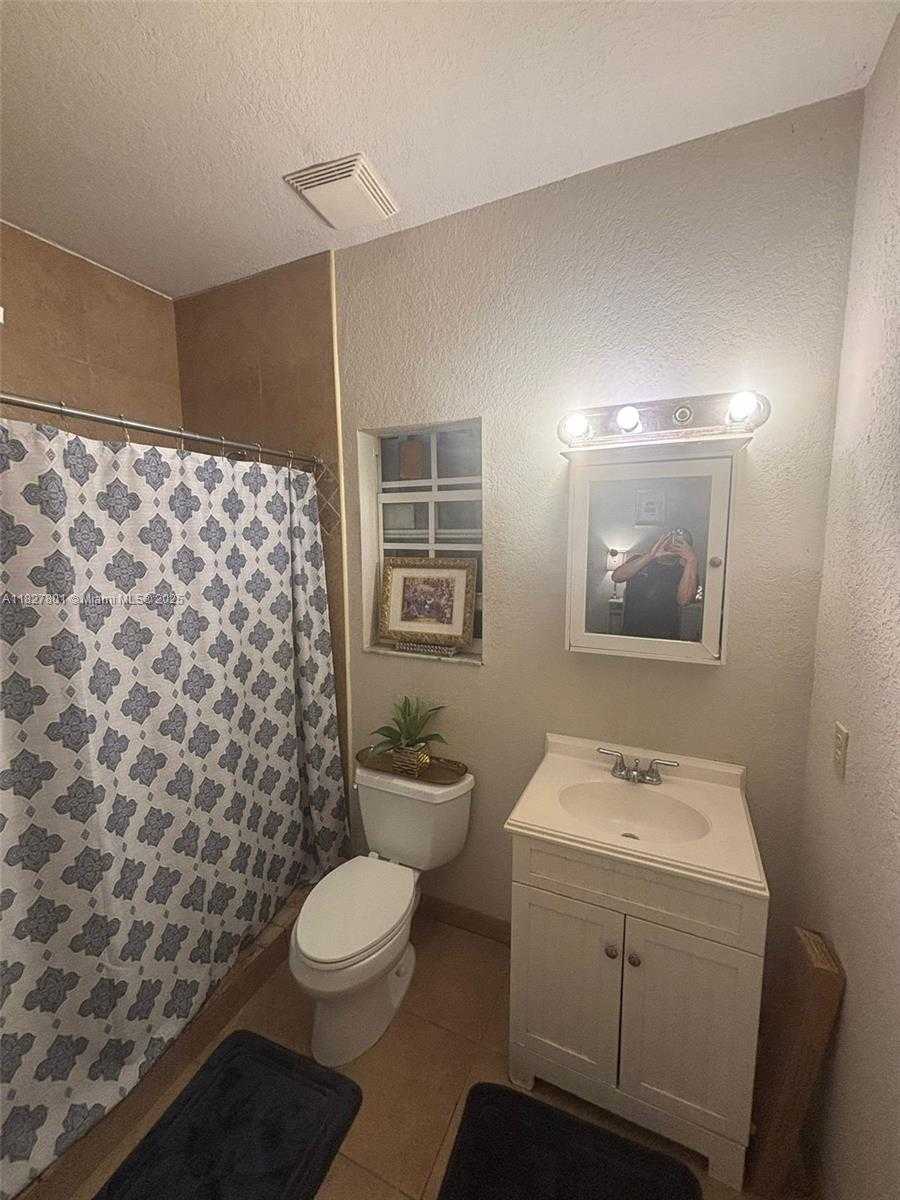 Small Image of 330 NORTH DEERFIELD AVE, Deerfield Beach Number 28