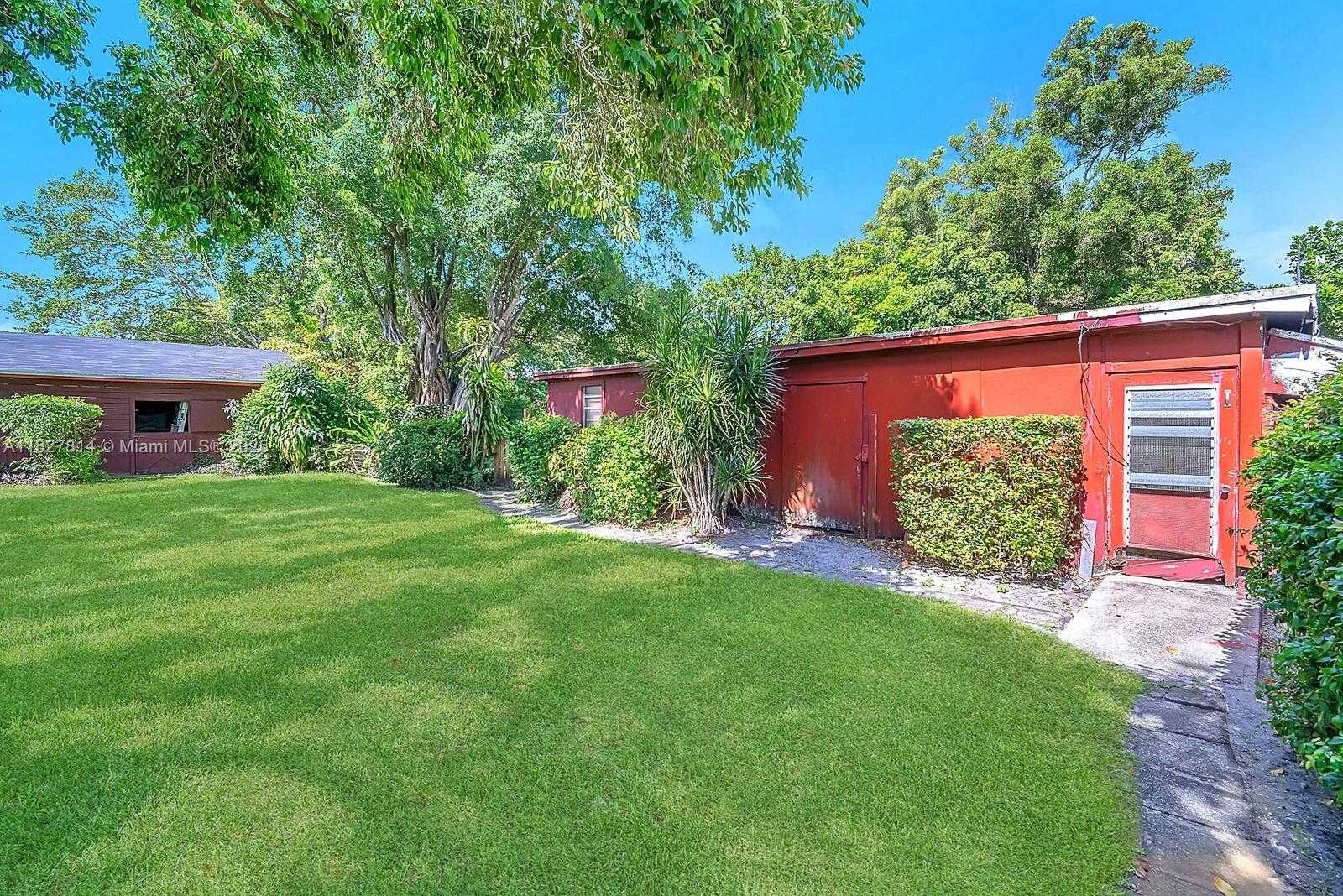 Small Image of 5451 SOUTH WEST 106TH AVE, Cooper City Number 24