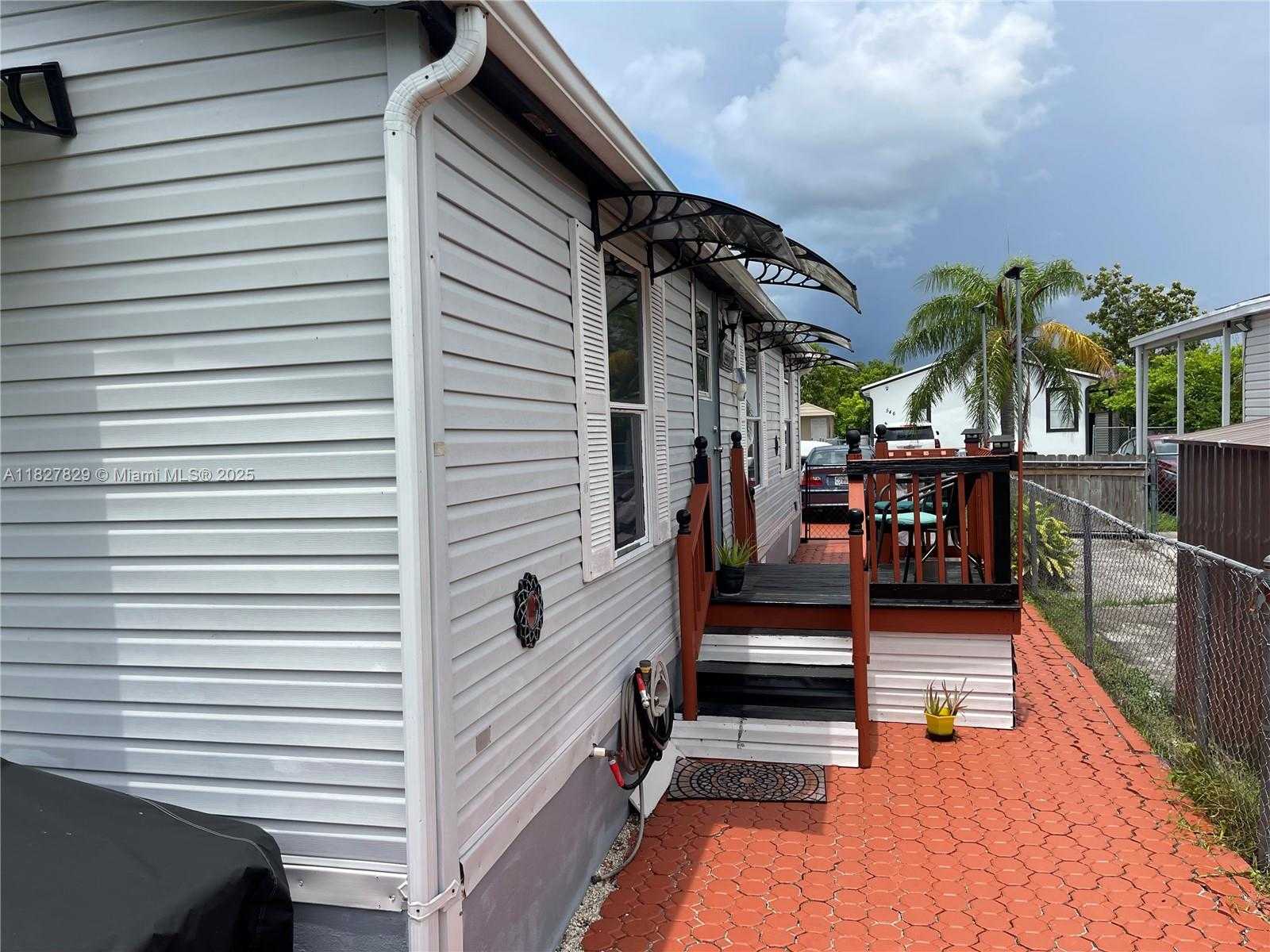 Small Image of 19800 SOUTH WEST 180TH AVE UNIT 573, Miami Number 6