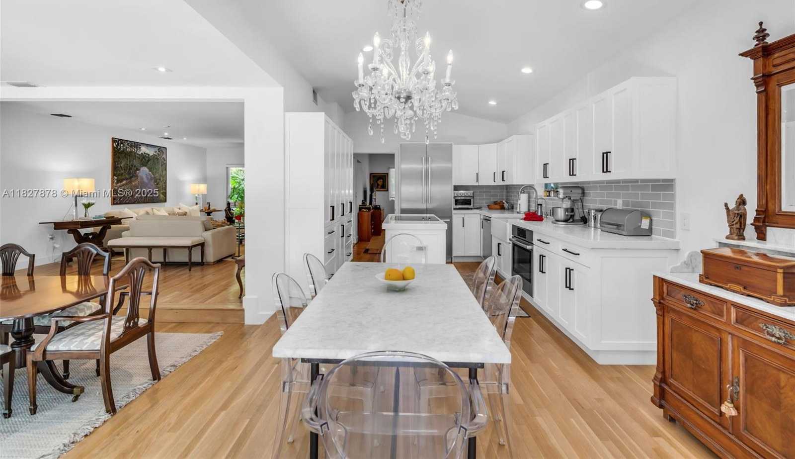 Small Image of 3865 POINCIANA AVE, Miami Number 12