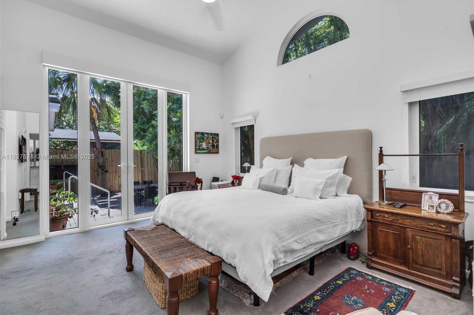 Small Image of 3865 POINCIANA AVE, Miami Number 22