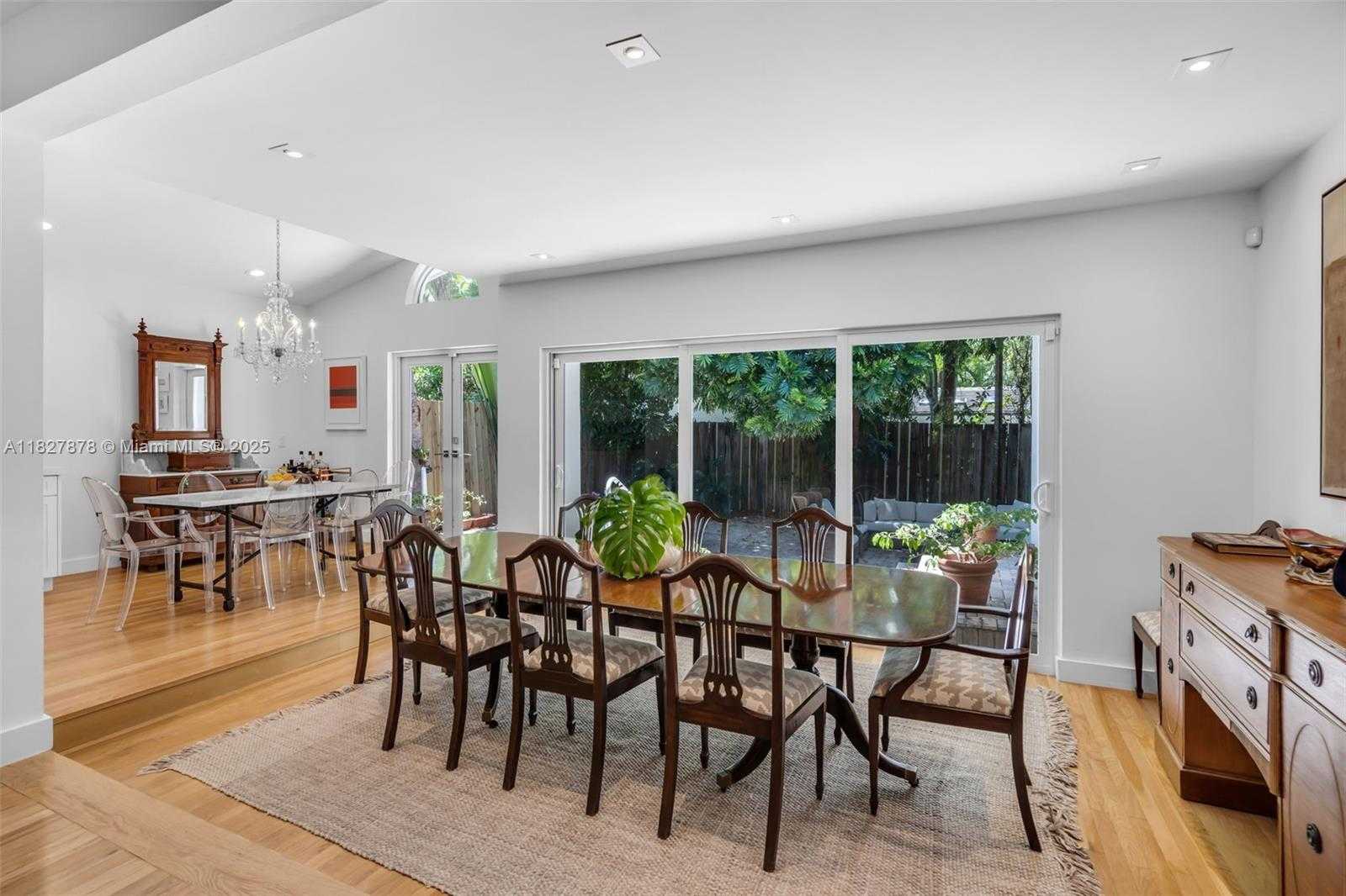 Small Image of 3865 POINCIANA AVE, Miami Number 8