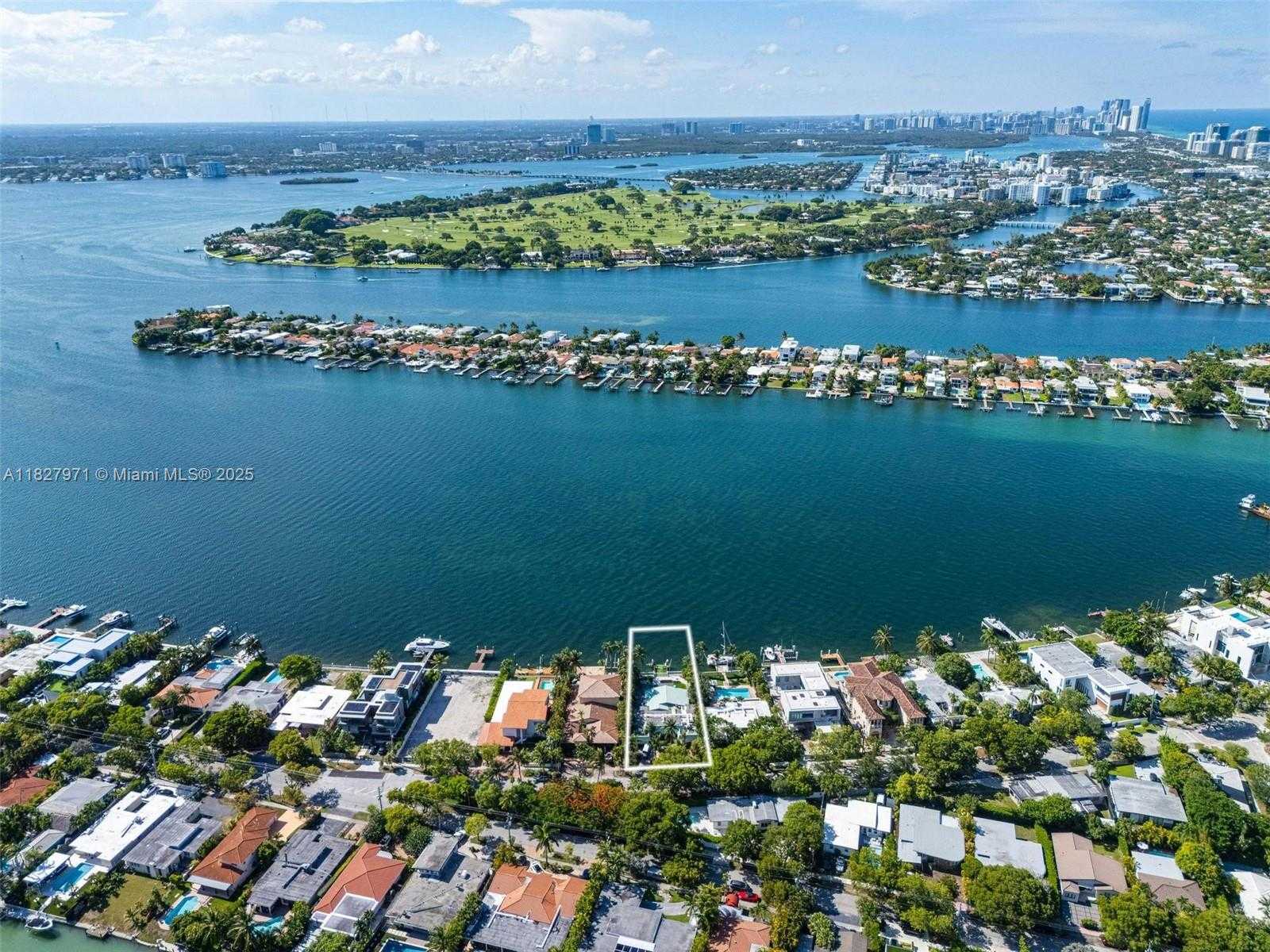 Small Image of 1375 NORTH BISCAYNE POINT RD, Miami Beach Number 11