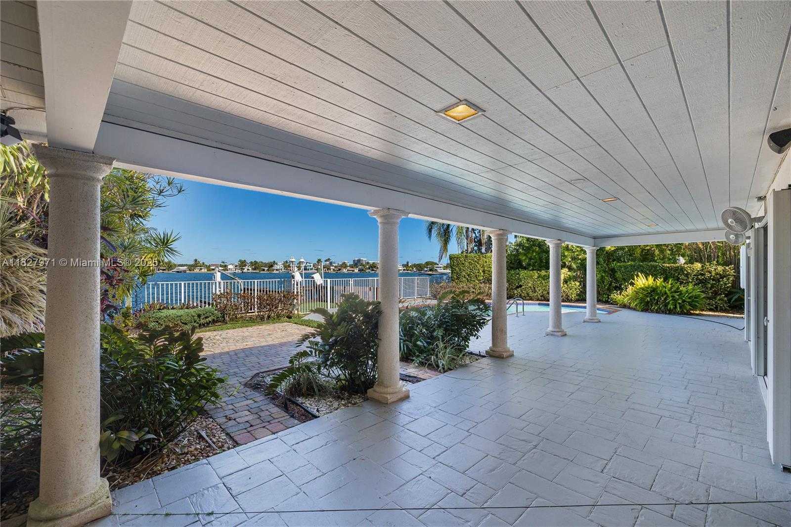 Small Image of 1375 NORTH BISCAYNE POINT RD, Miami Beach Number 18
