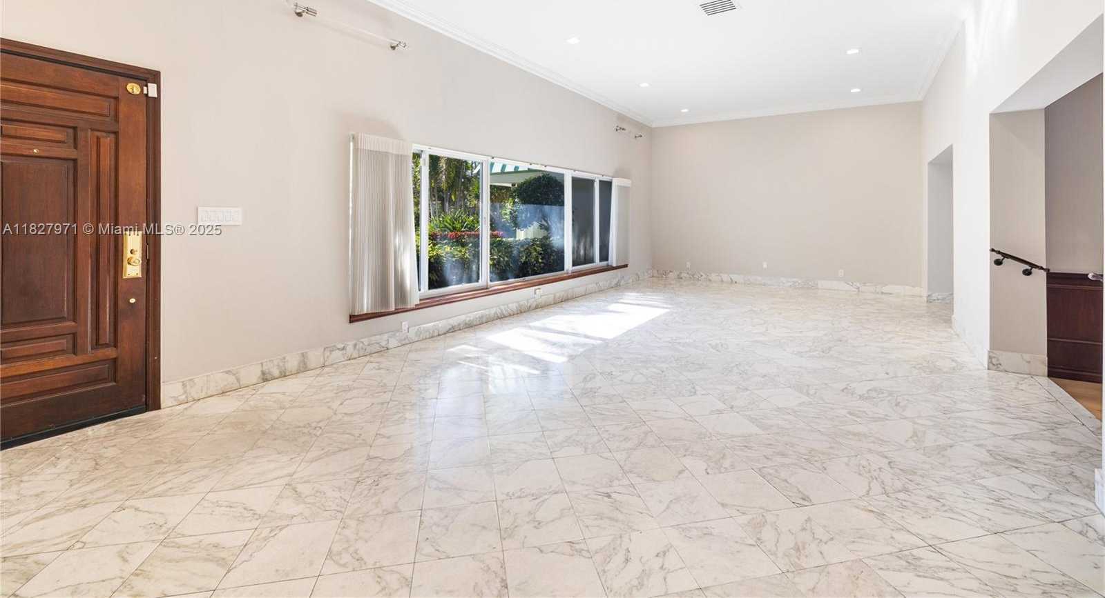 Small Image of 1375 NORTH BISCAYNE POINT RD, Miami Beach Number 23